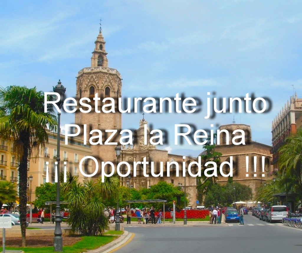 Restaurante detras Plaza la Reina.